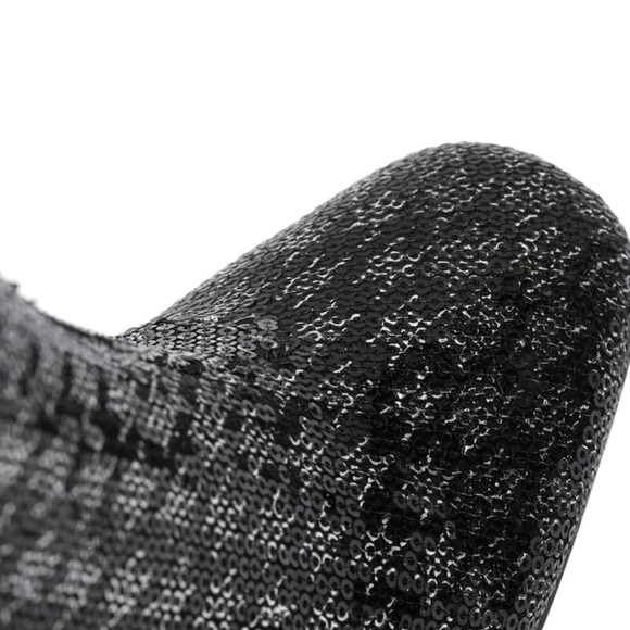 Amelia Grace booties - Picture 6 of 12